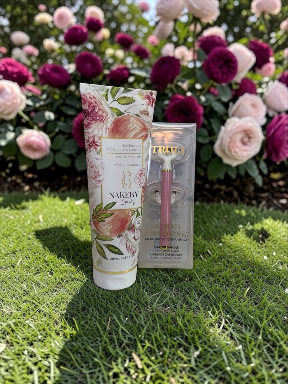 TRULY Pink and Gold Razor with Floral Body Wash Set